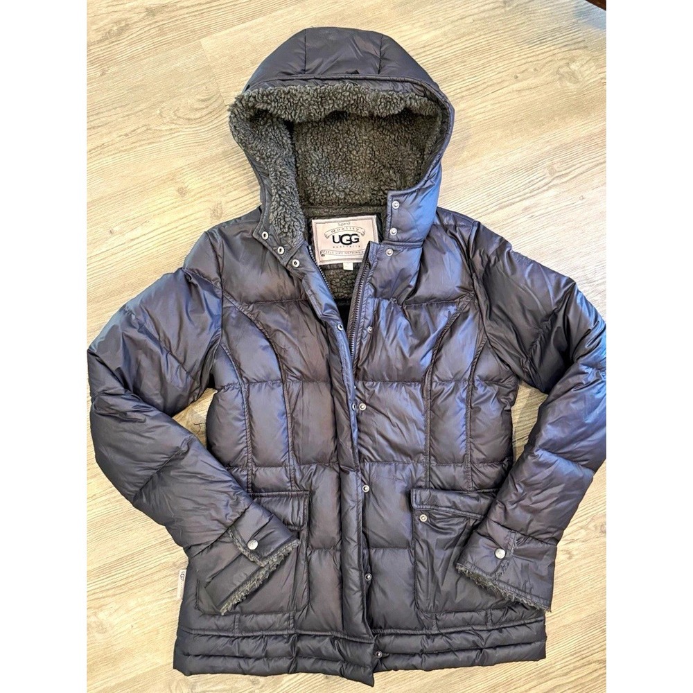 UGG Australia Women's M Gray Hooded Down Puffer Jacket Quilted Sherpa lined